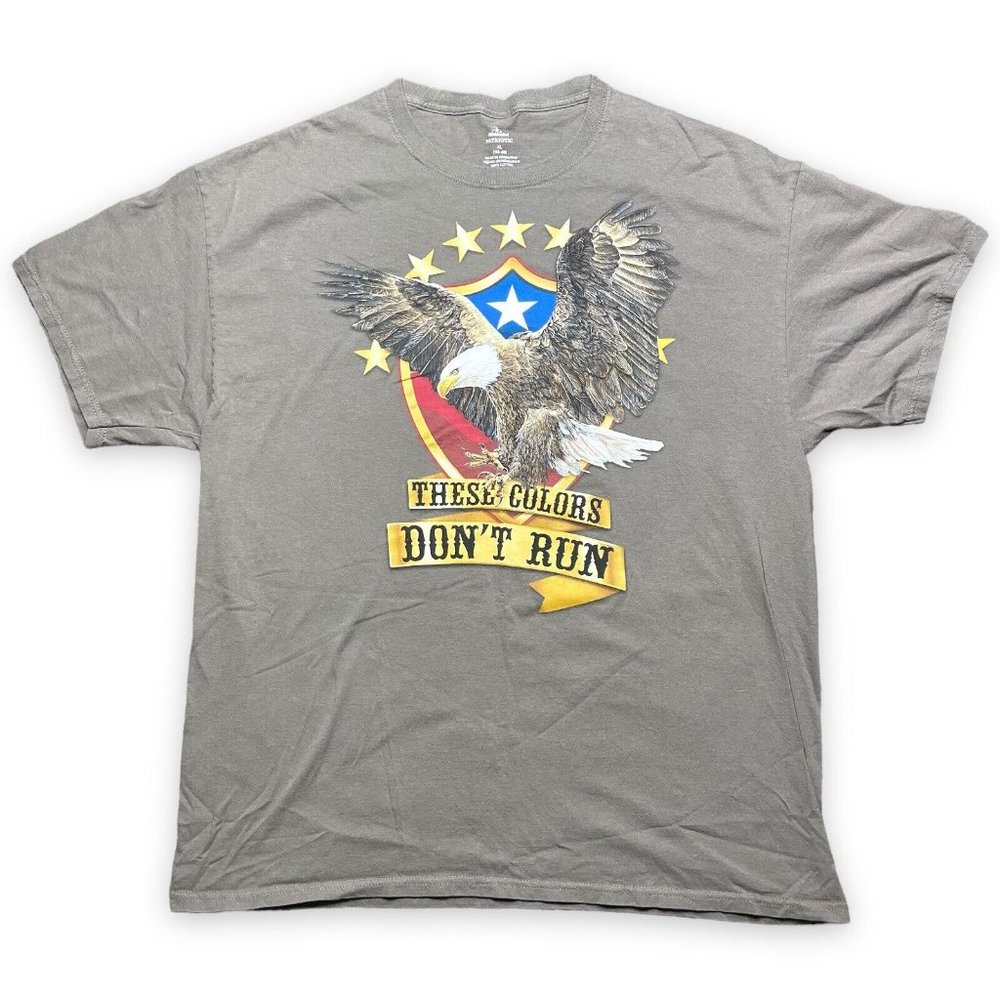 These Colors Don't Run Celebrate! Patriotic Men's Extra Large T Shirt‎